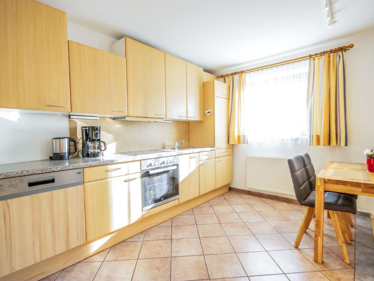 Apartment Christine By Interhome Пруц Екстериор снимка